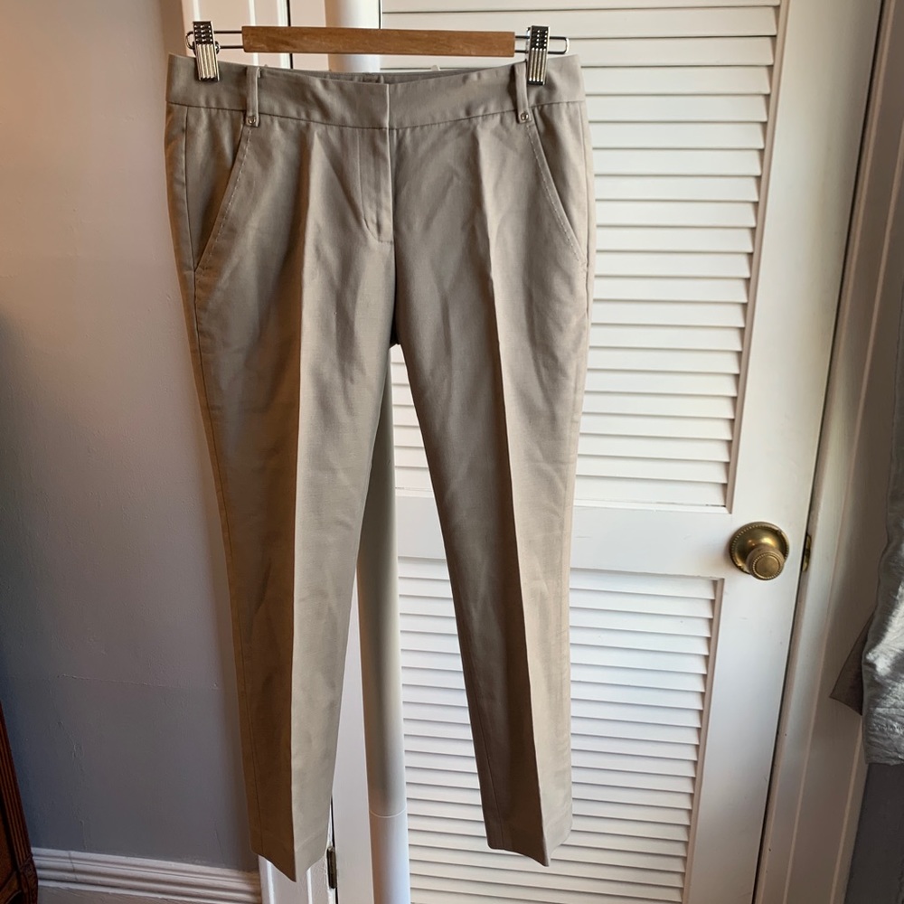 Tahari- Beige Cropped Straight Leg Work Pants